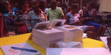 Fabien Louis-Fils signe “Une bombarde dans l’ombre…”