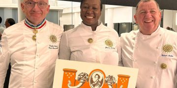 Une table, une mémoire, une nation : Carline Jeanne Irantus intronisée à Paris