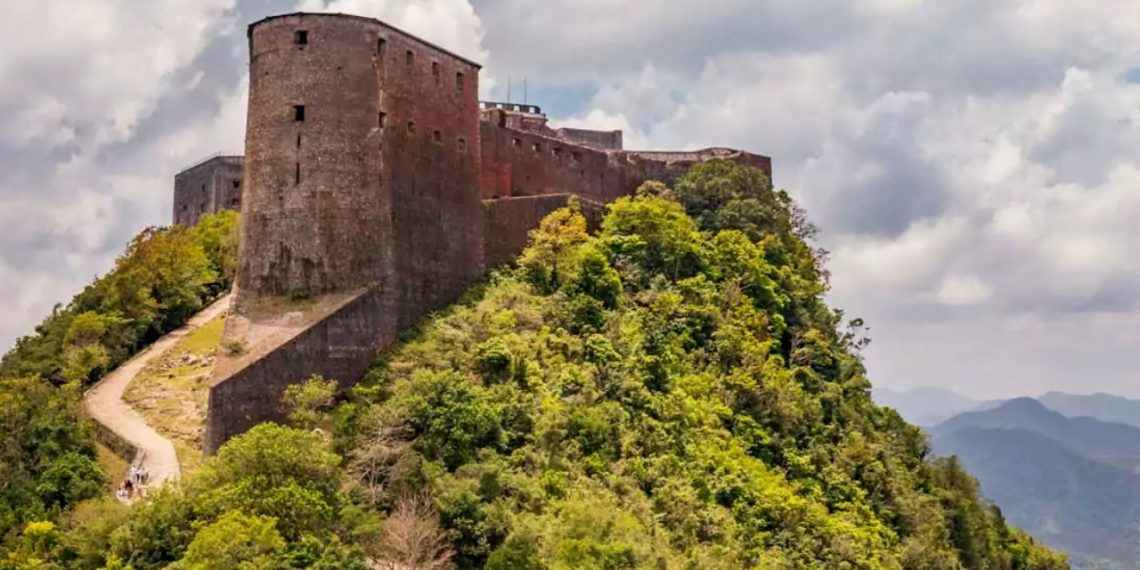 Drame à la Citadelle Laferrière : plusieurs jeunes se sont retrouvés sans vie lors d’une activité touristique